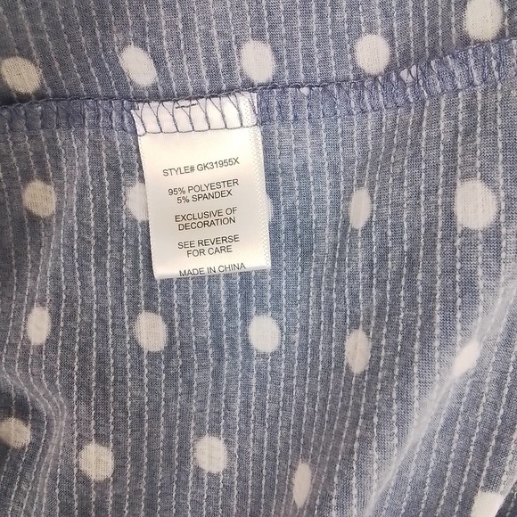 Alison Andrews Plus Size Sleeveless Blouse 3X in Denim Blue w/ Polka Dots - Picture 8 of 12